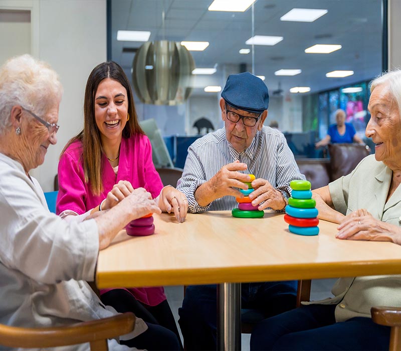 Occupation Therapists - Physical Therapy Clinic in Evergreen Park, South Chicago, IL - Munster, IN - Maximum Rehabilitation